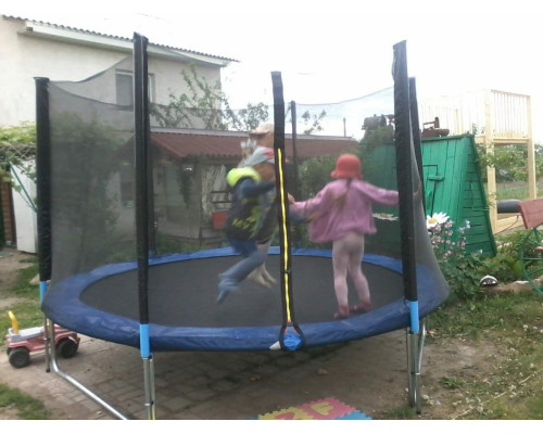 Батут Bebon Sport 10FT (305-312 см) с лестницей и внешней сеткой безопасности со складными стойками